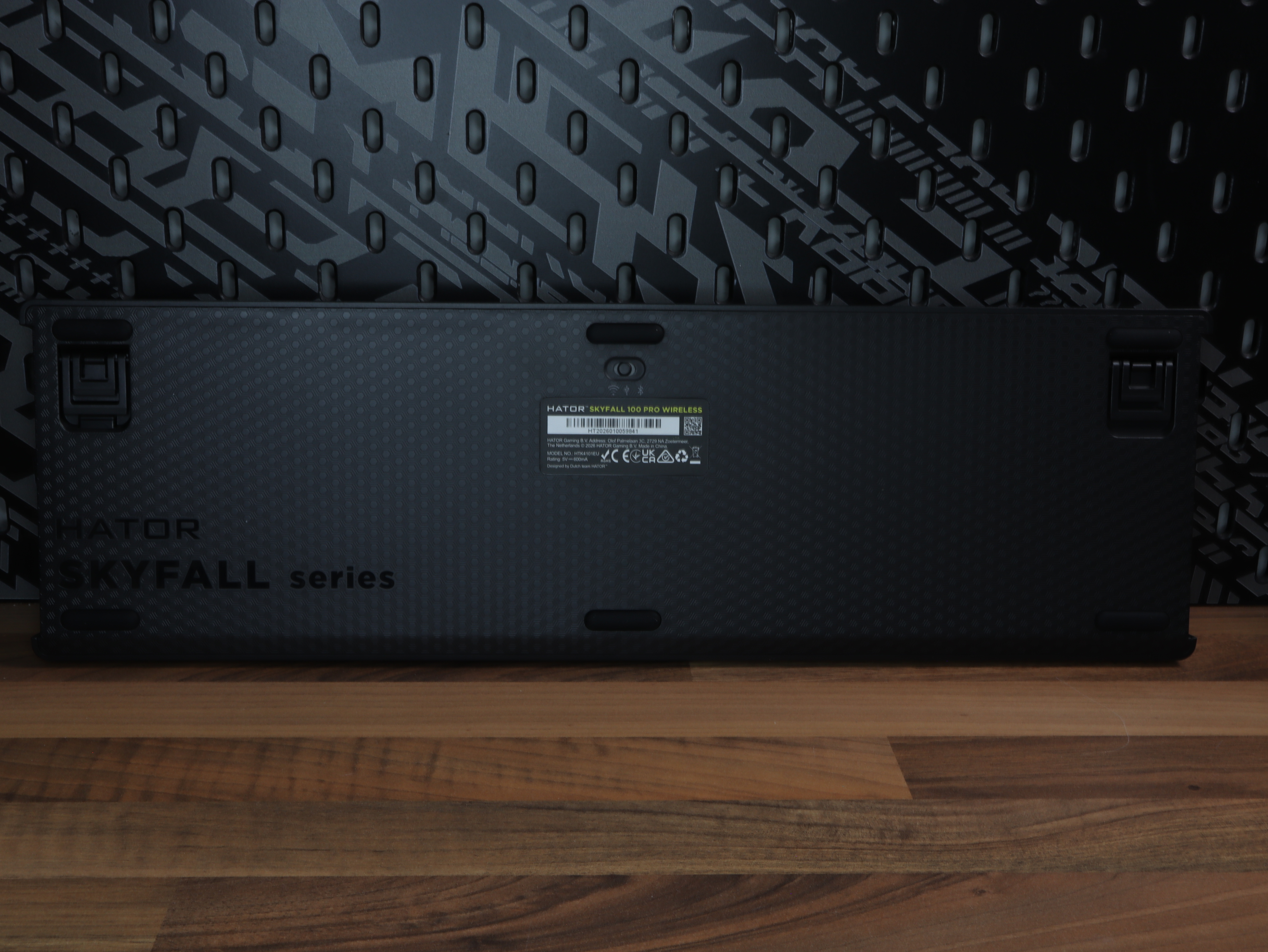 HATOR Skyfall 100 Pro Wireless med TFT skærm.JPG